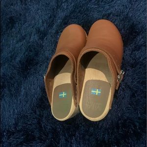 Swiss leather MIA Alma Clogs size 39